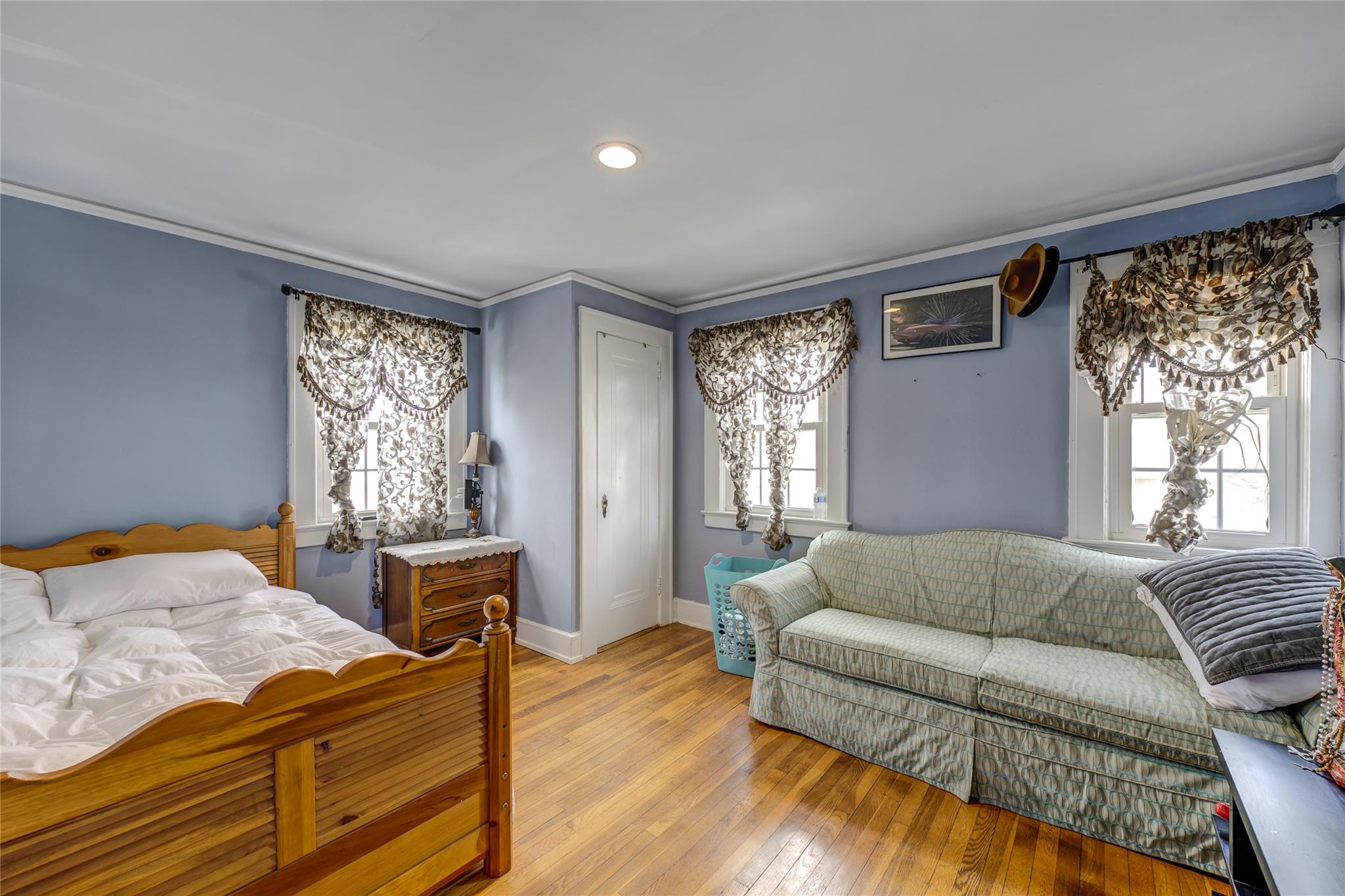 166 Asbury Avenue