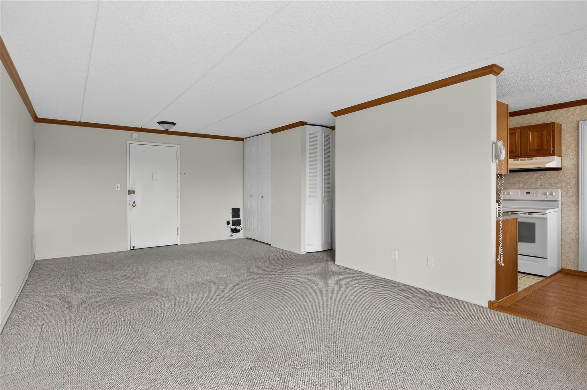 175 Maple Avenue Unit: 5G