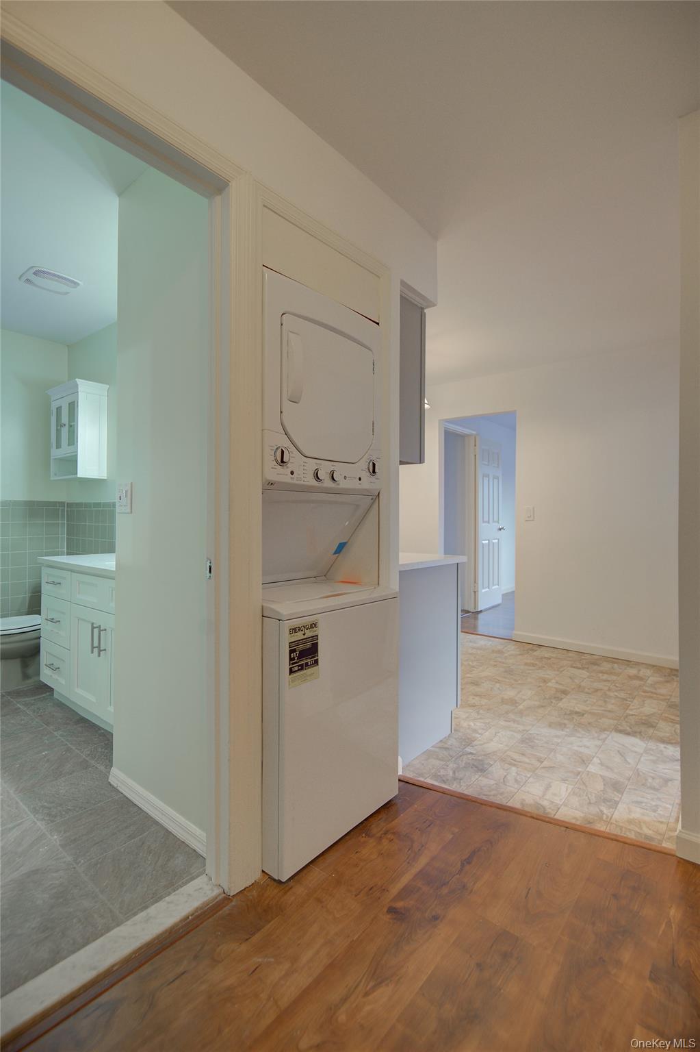 54 5th Avenue Unit: Upper