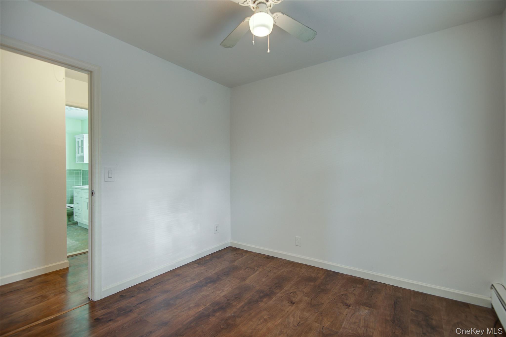 54 5th Avenue Unit: Upper