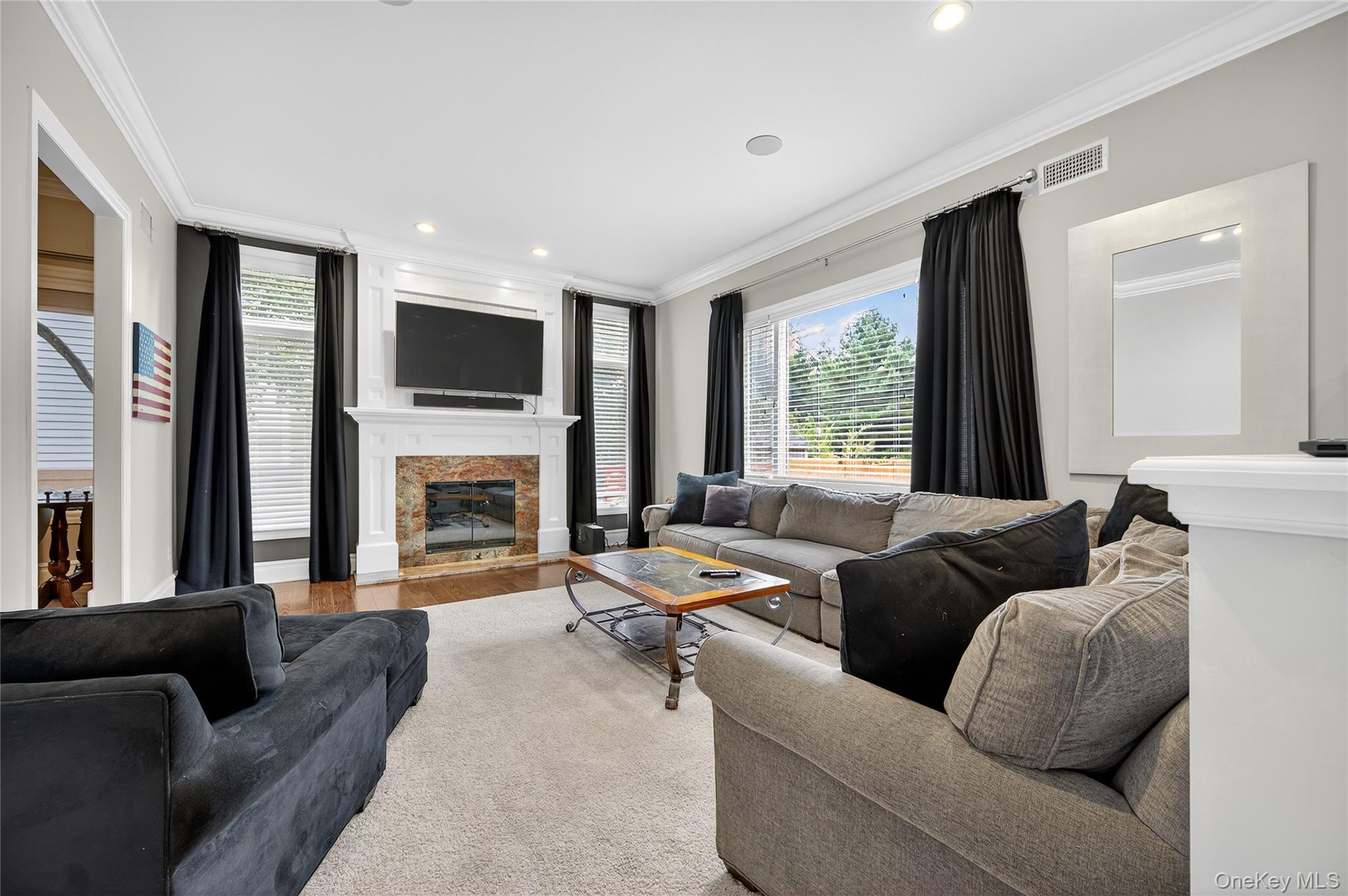 65 Oriole Way
