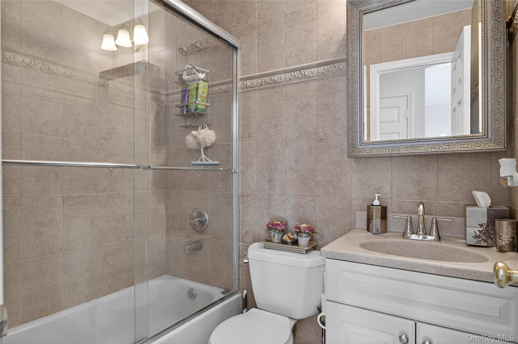 2501 Lancaster Street