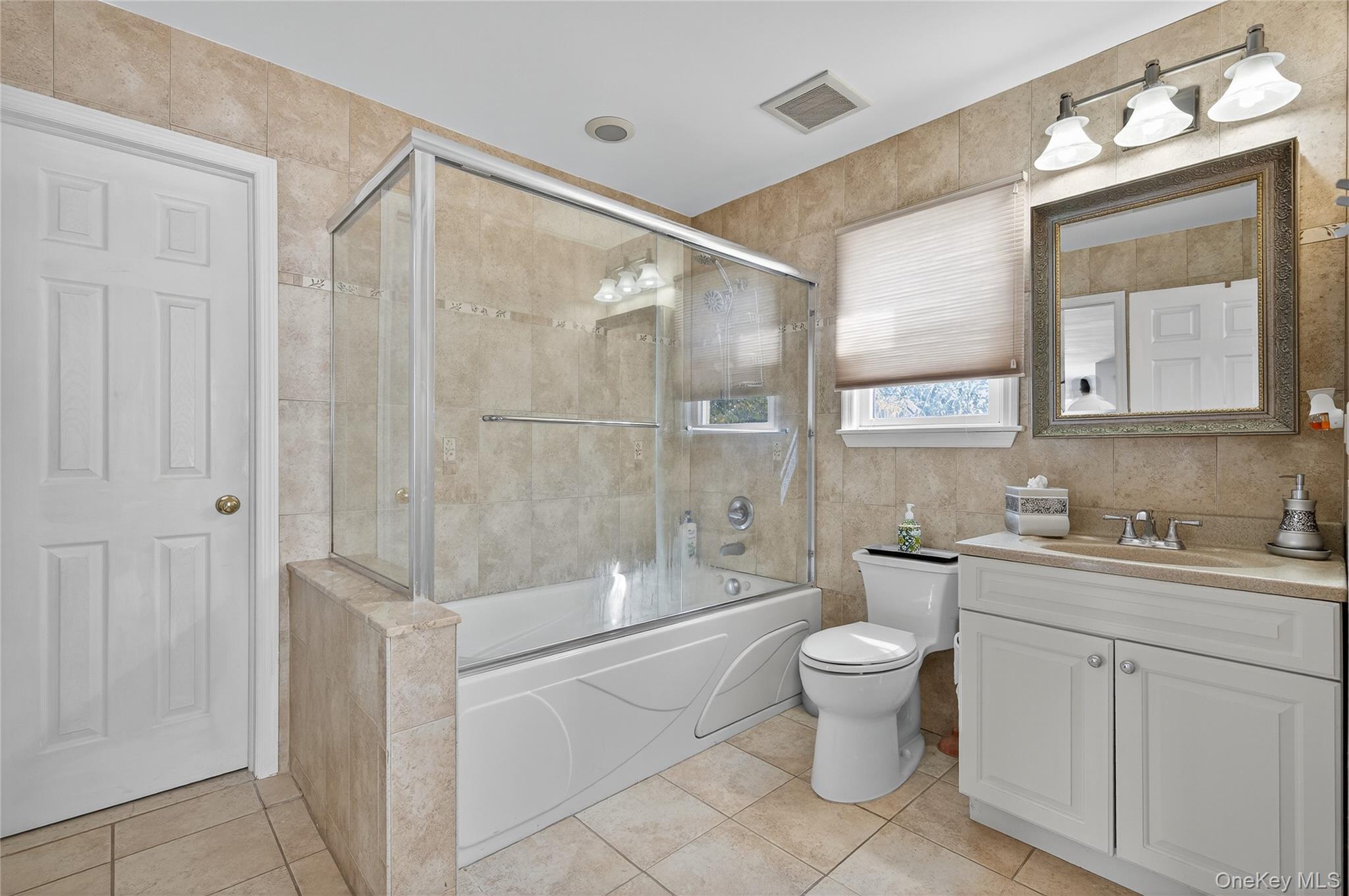 2501 Lancaster Street