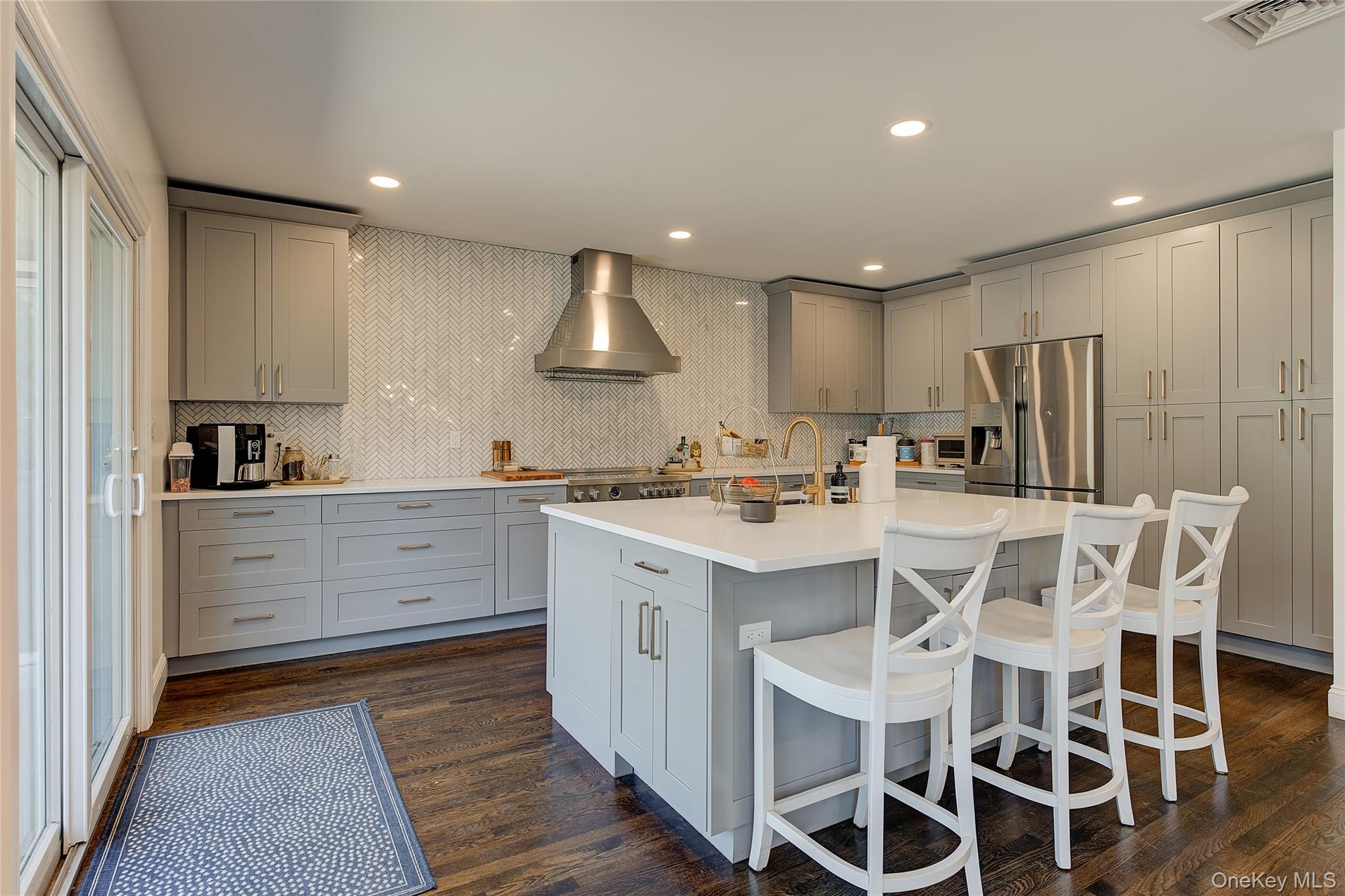 189 Old Westbury Road