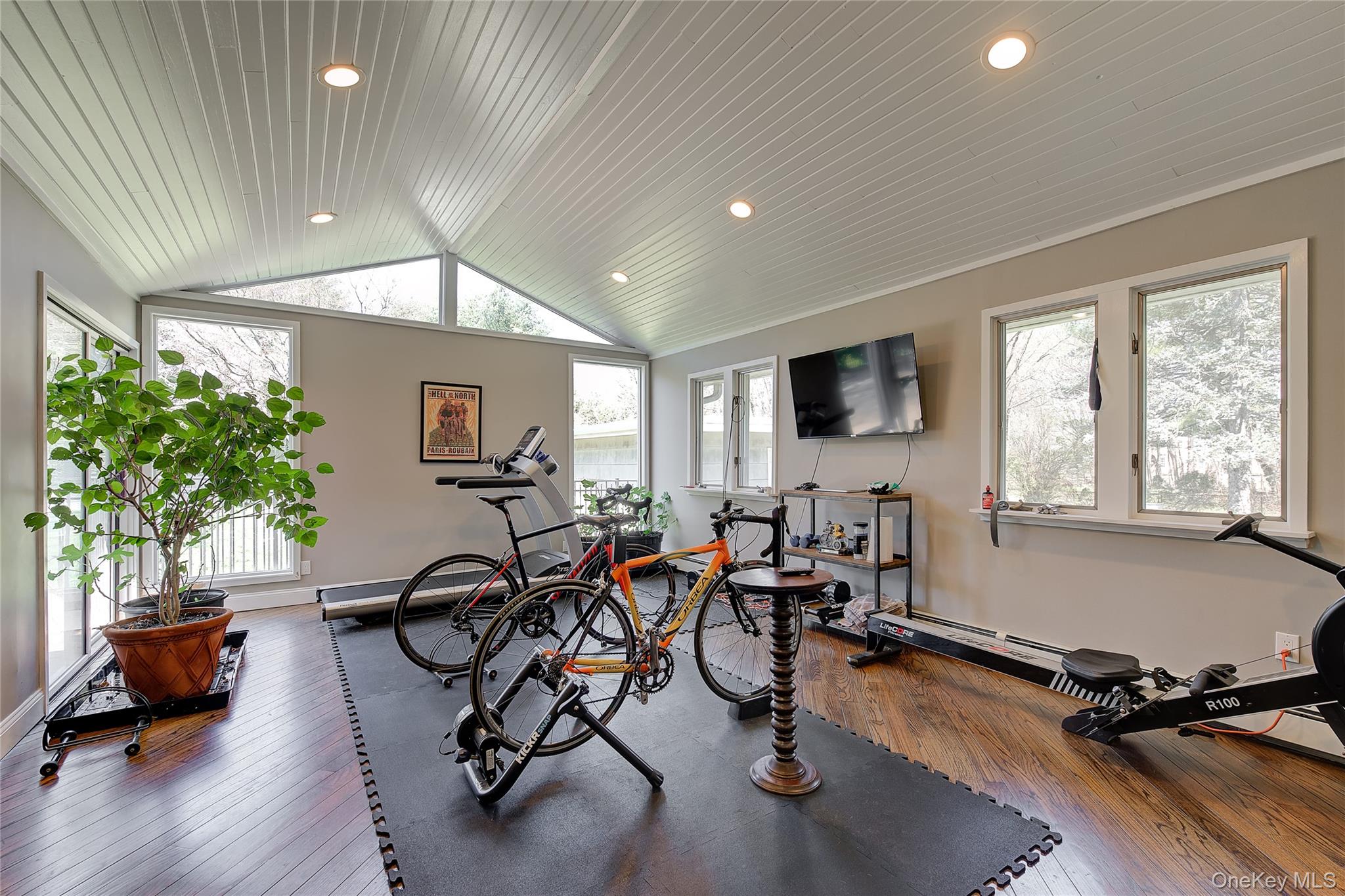 189 Old Westbury Road