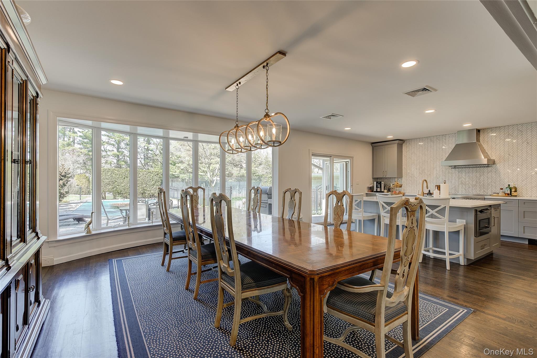 189 Old Westbury Road