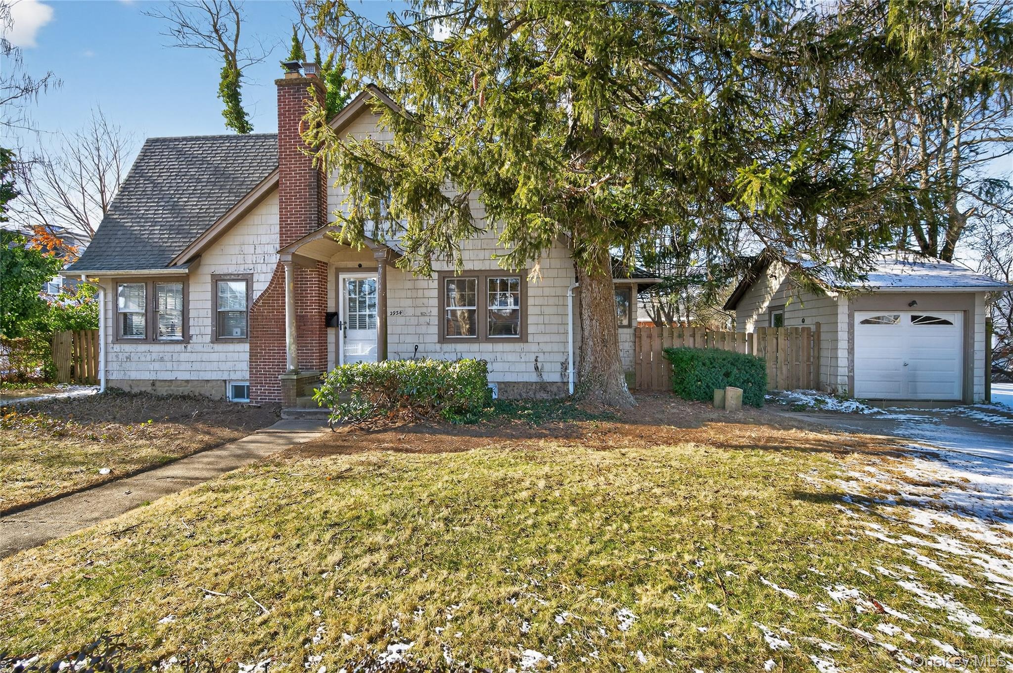 2934 Dahlia Avenue