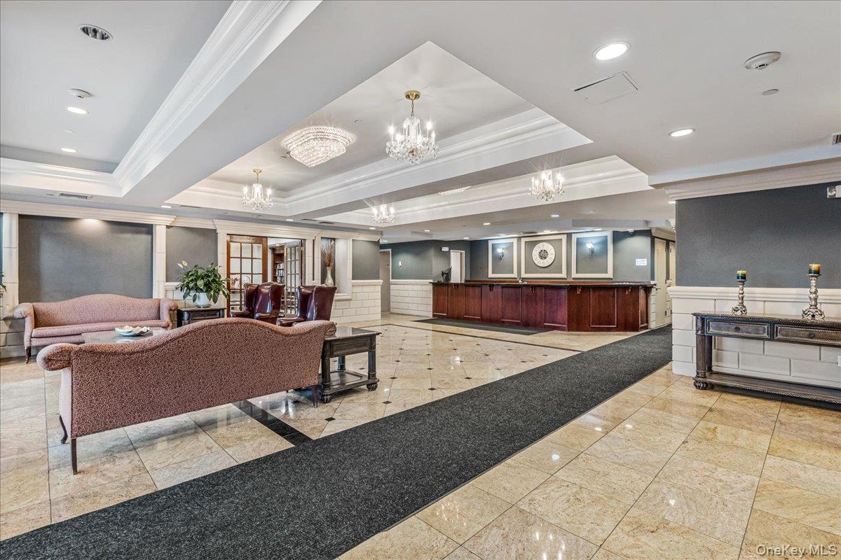 242 Maple Avenue Unit: 601