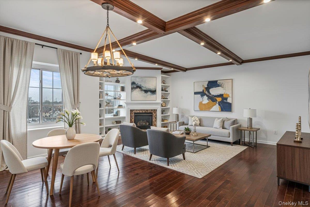 242 Maple Avenue Unit: 601