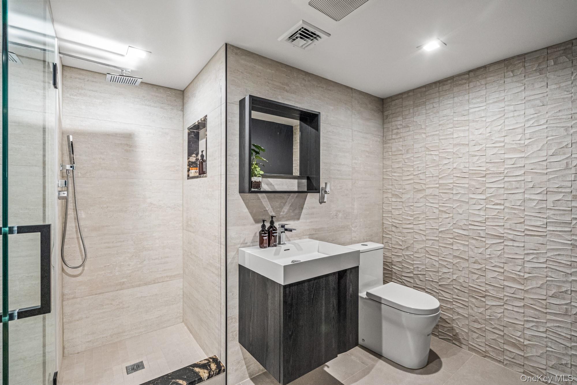 3000 Holiday Park Drive