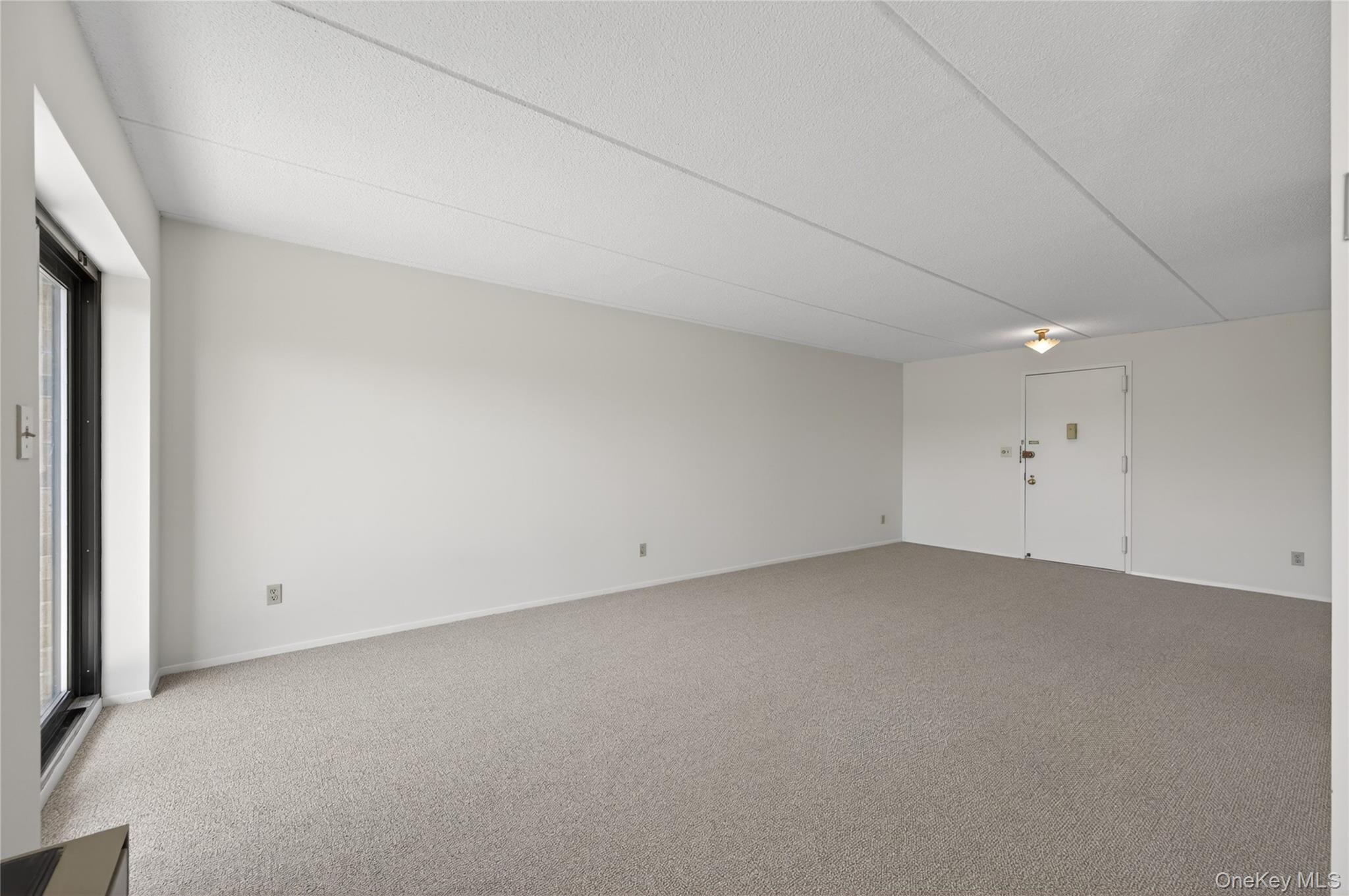 175 Maple Avenue Unit: 3G