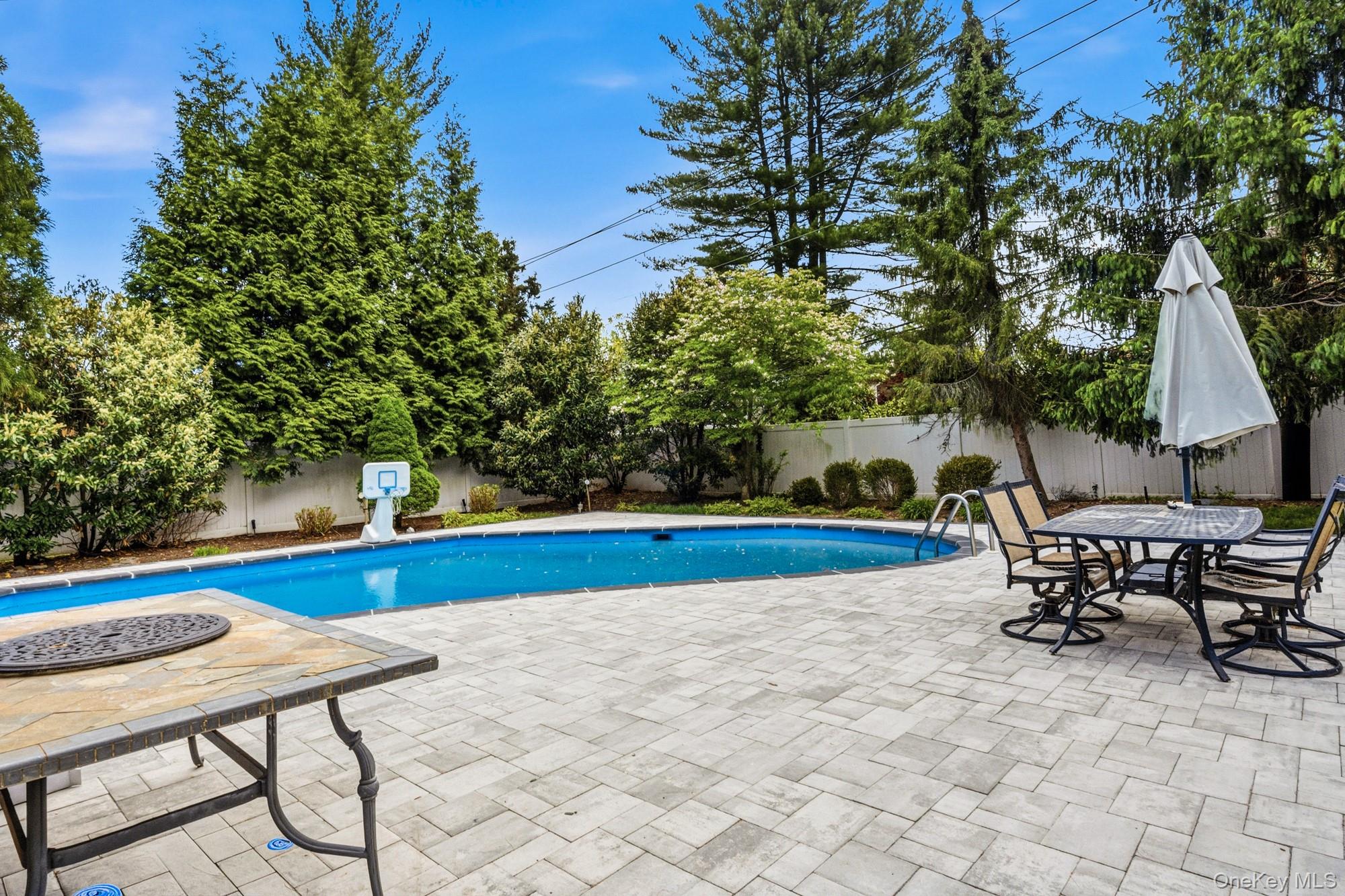 18 Sherwood Lane
