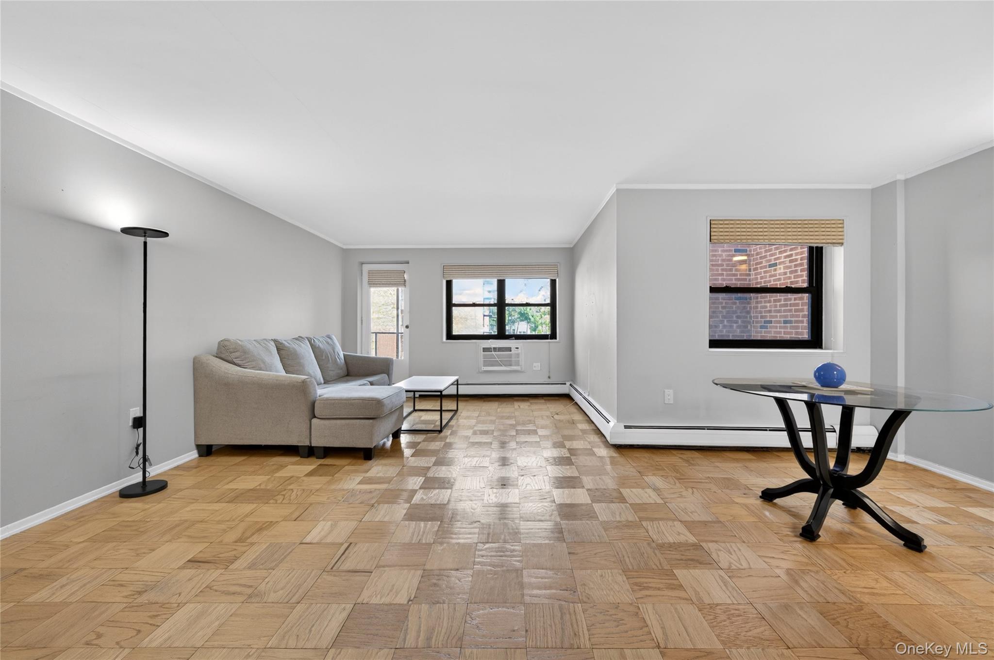 100 Clinton Avenue Unit: 2Y