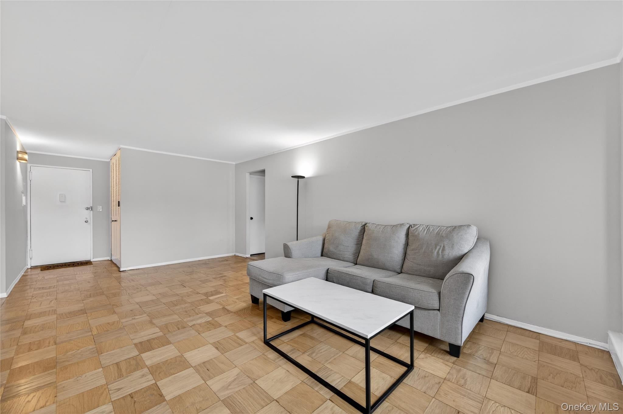 100 Clinton Avenue Unit: 2Y