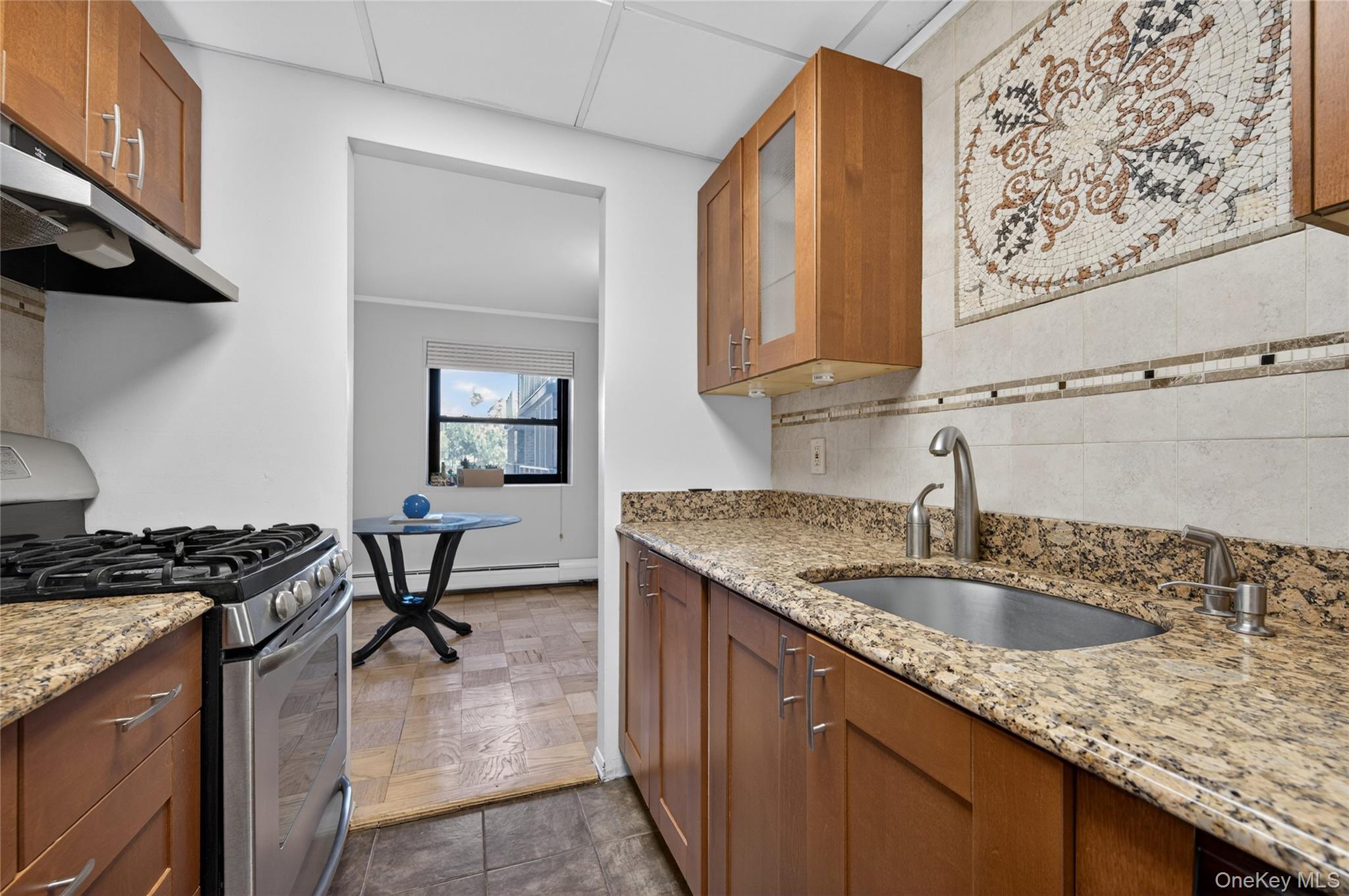 100 Clinton Avenue Unit: 2Y
