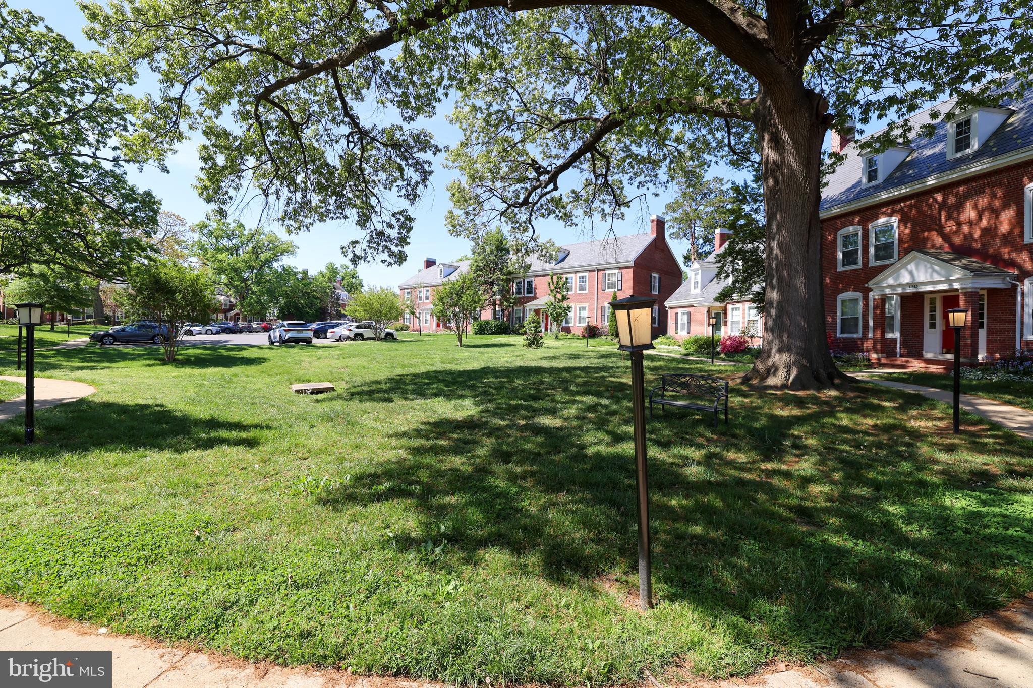 3363 S STAFFORD STREET