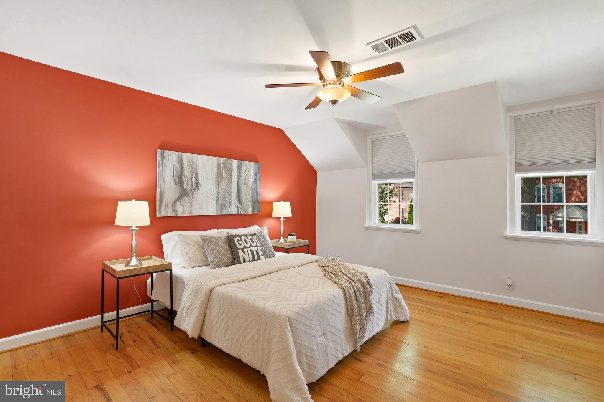 3363 S STAFFORD STREET