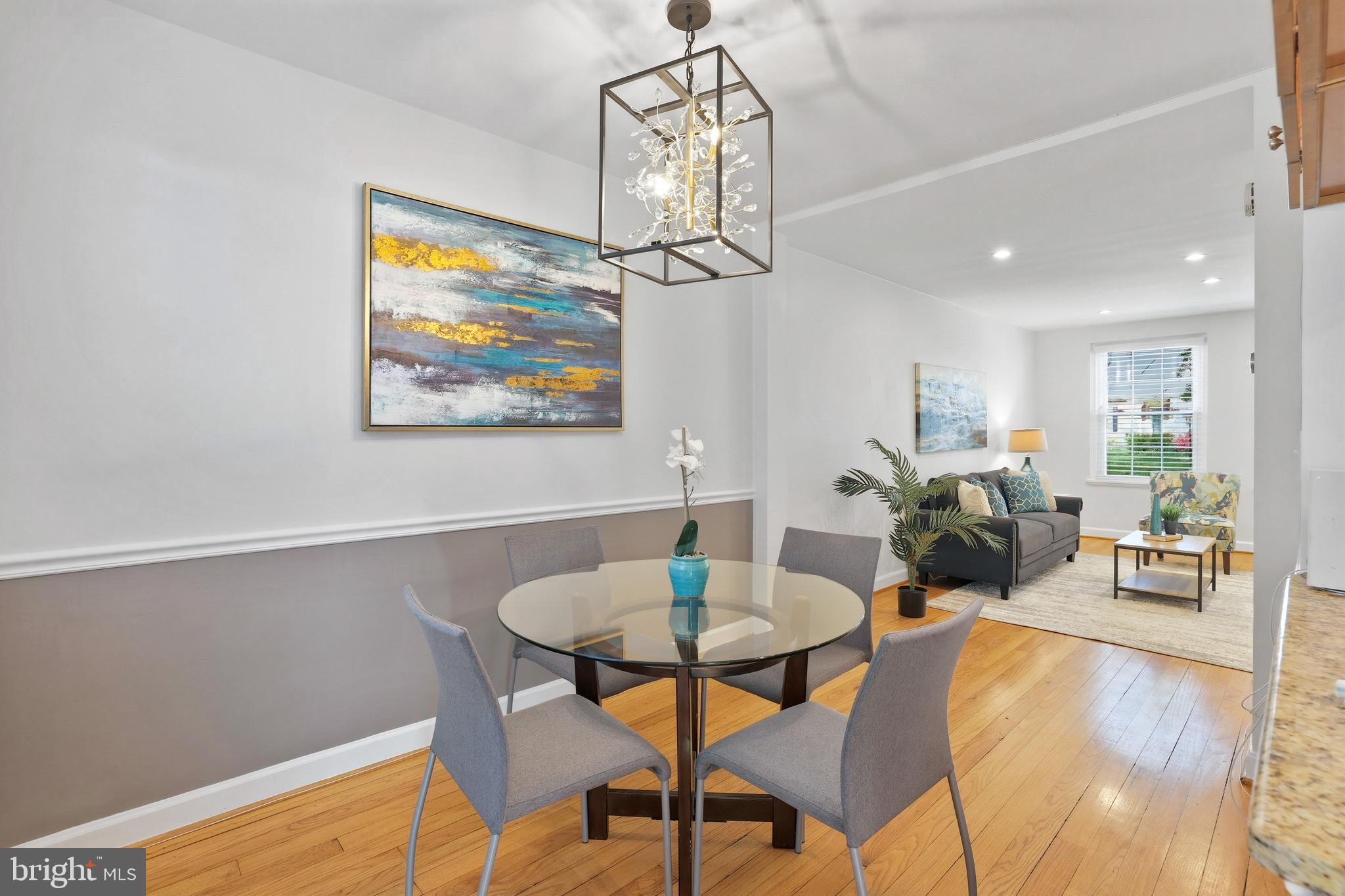 3363 S STAFFORD STREET