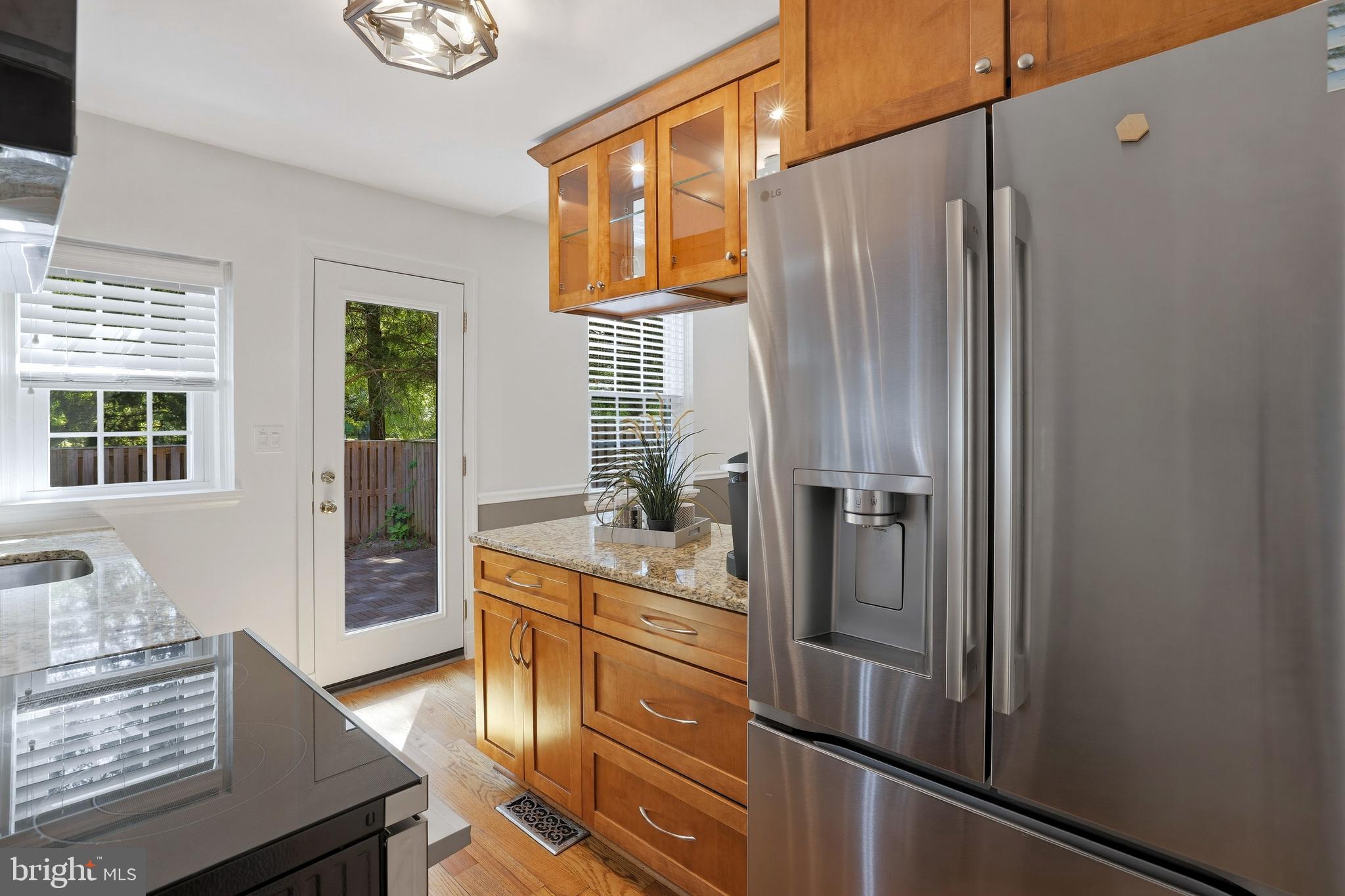 3363 S STAFFORD STREET