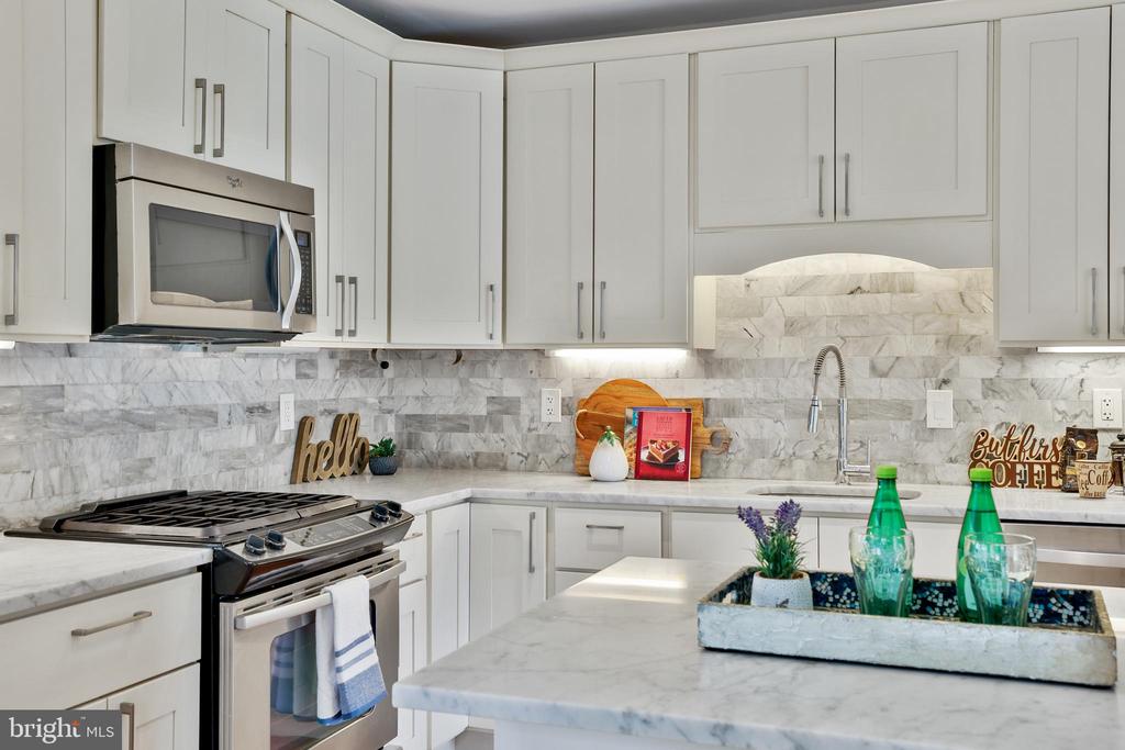1309 Gibson Pl