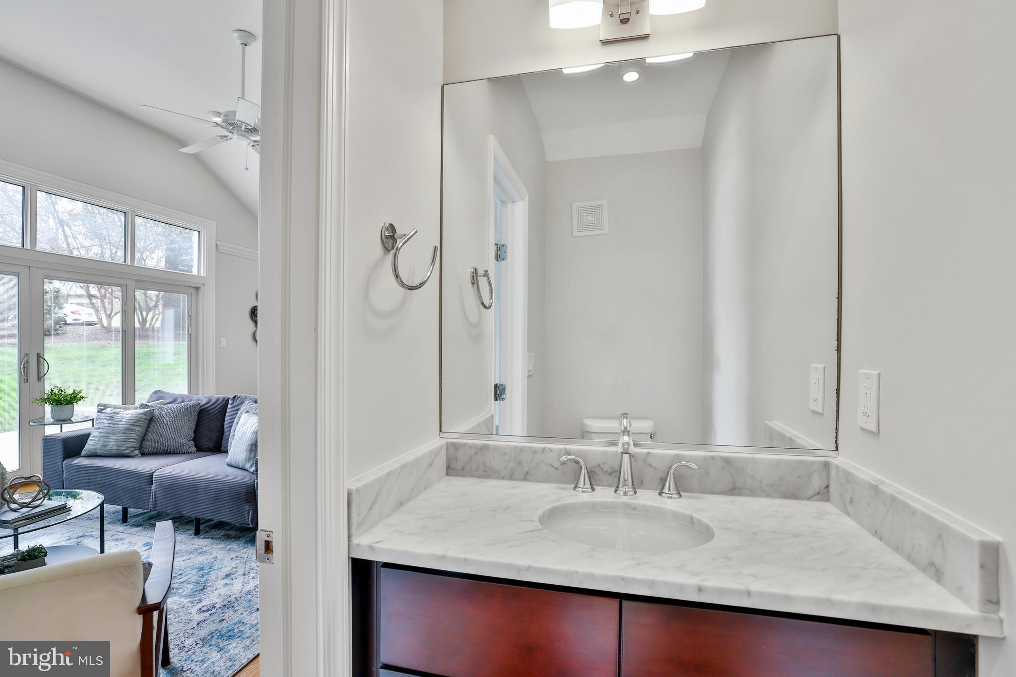 1309 Gibson Pl