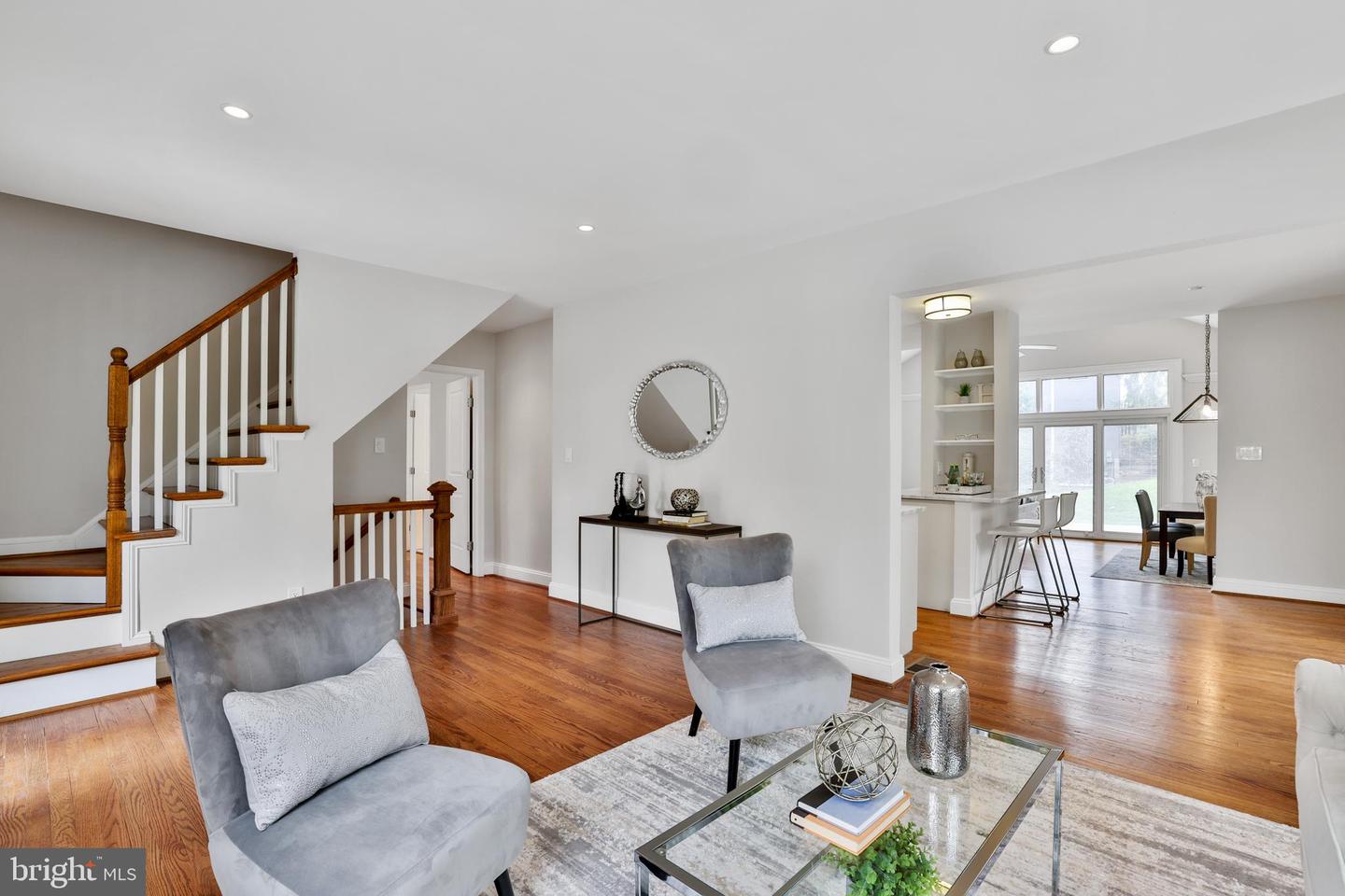 1309 Gibson Pl