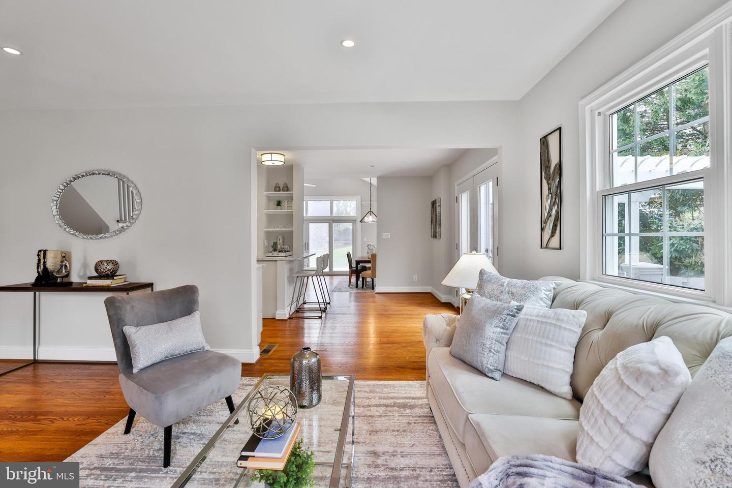 1309 Gibson Pl