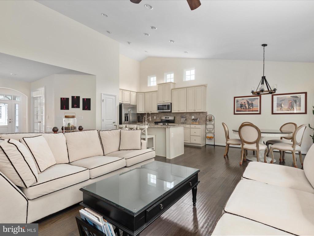 4116 EDDY COURT