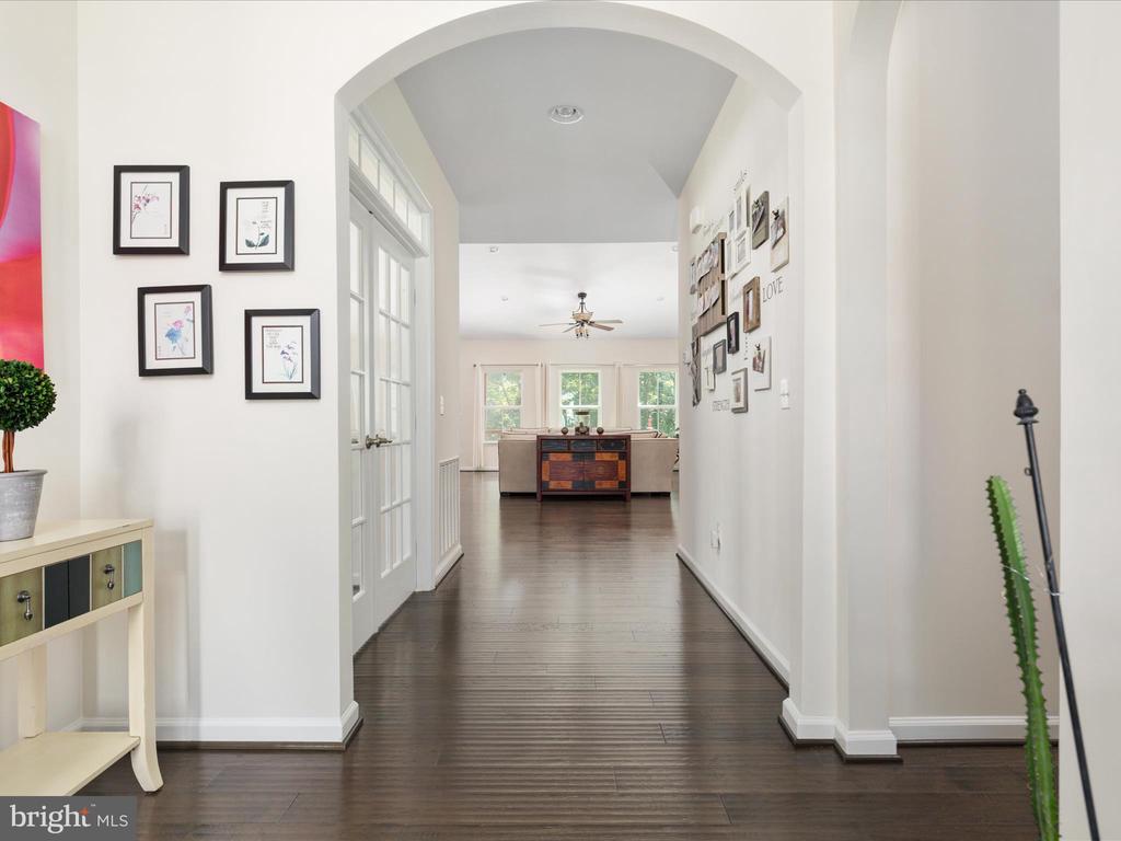 4116 EDDY COURT
