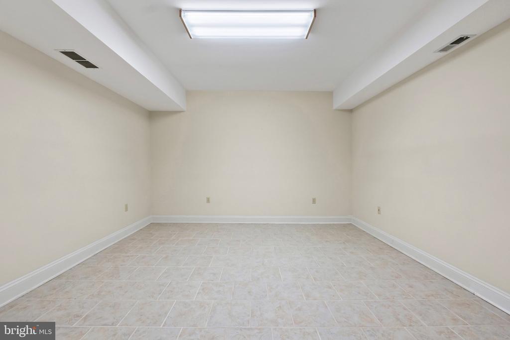 107 Dewberry Dr