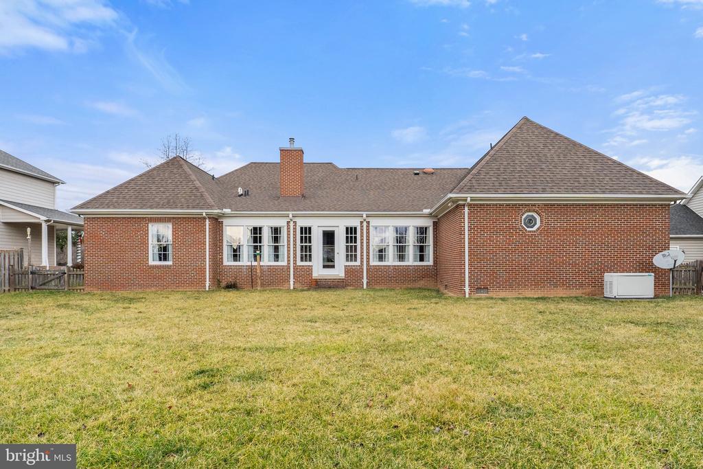 107 Dewberry Dr