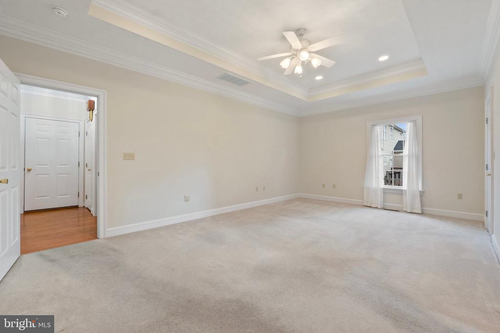 107 Dewberry Dr