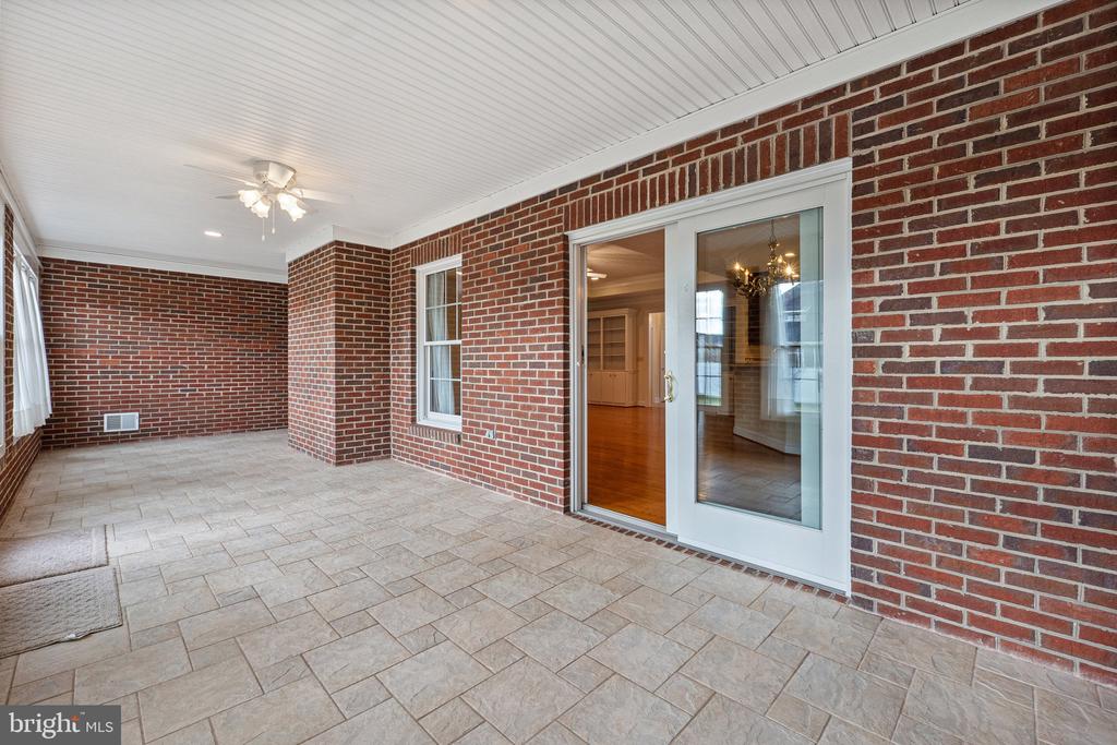 107 Dewberry Dr