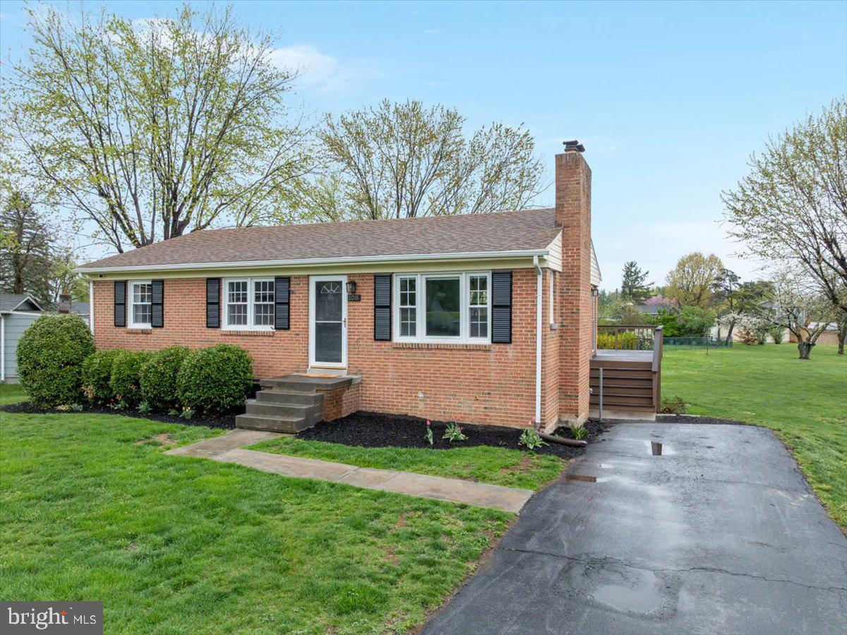 108 Milam Dr