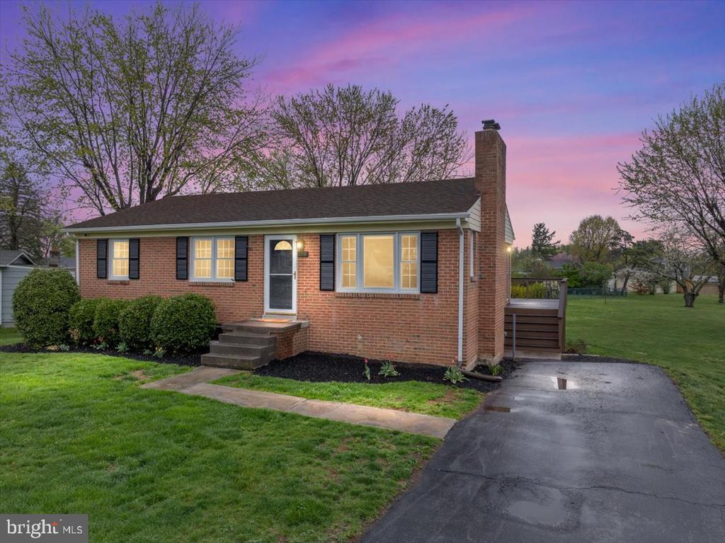 108 Milam Dr