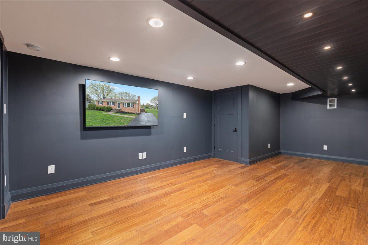 108 Milam Dr