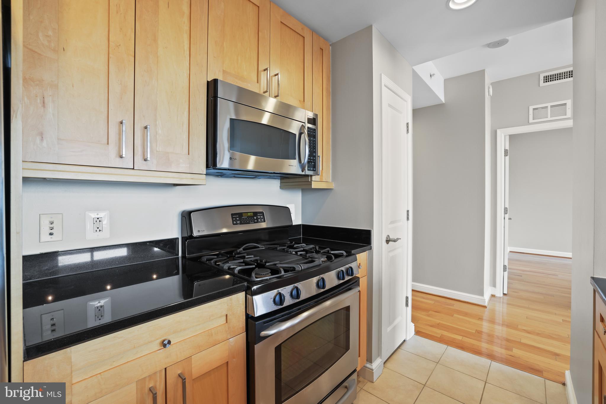 11990 Market STREET Unit: 906