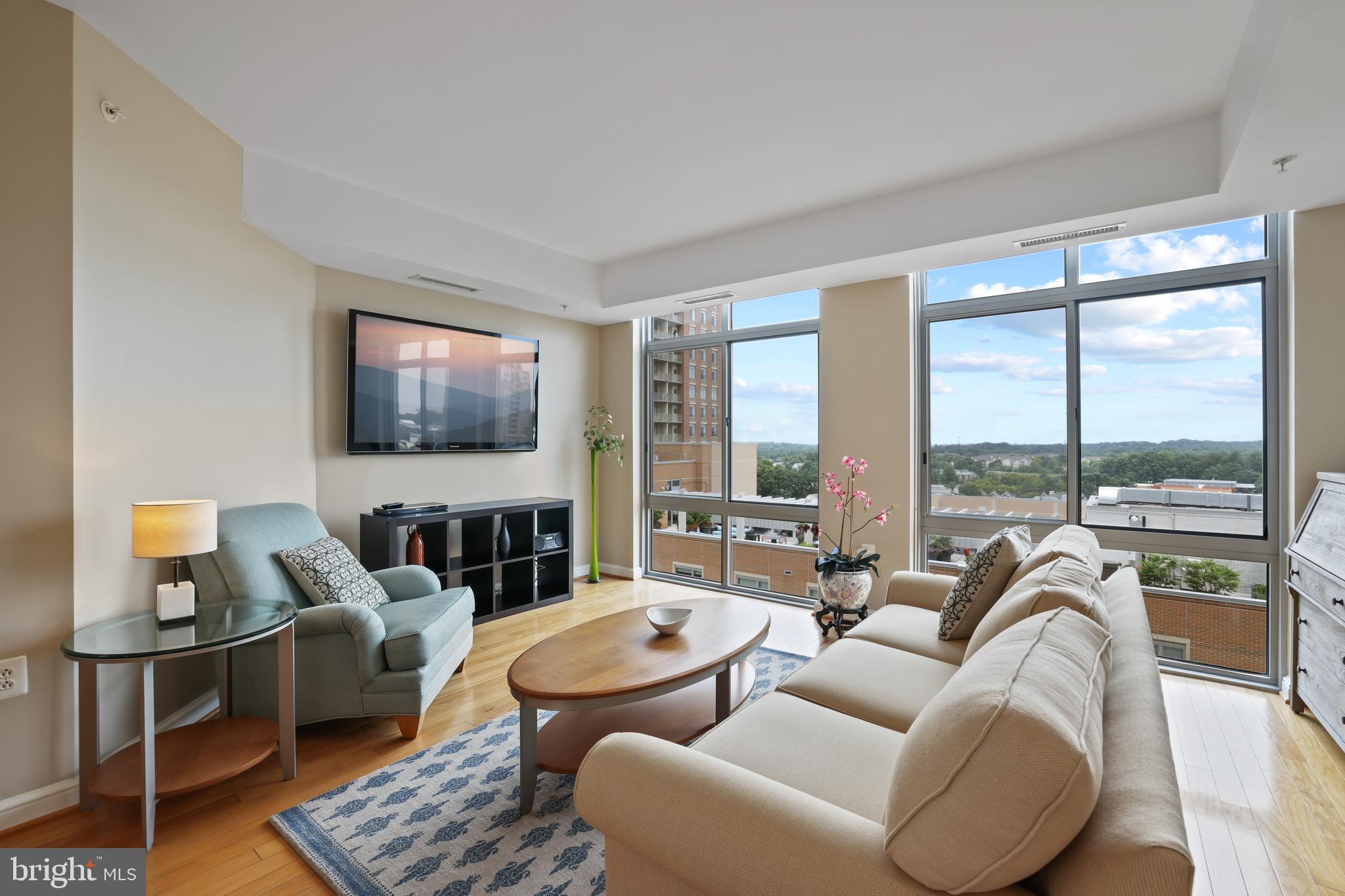 11990 Market STREET Unit: 906