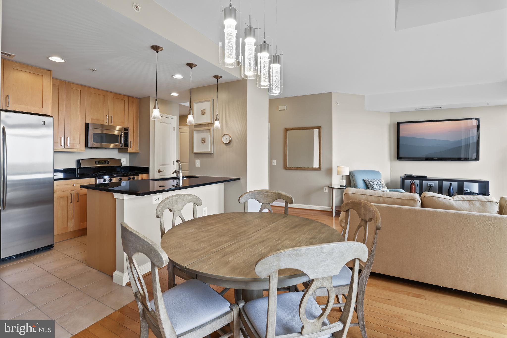 11990 Market STREET Unit: 906