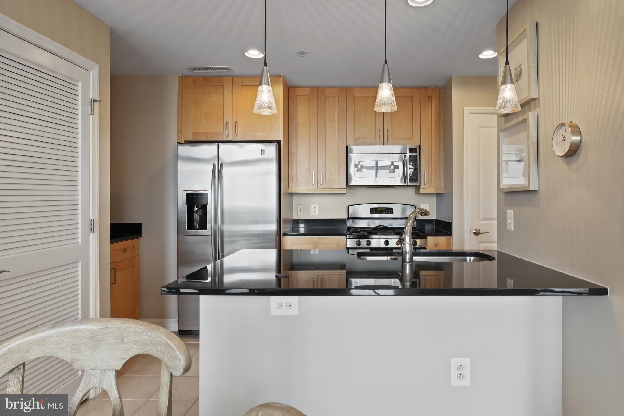 11990 Market STREET Unit: 906