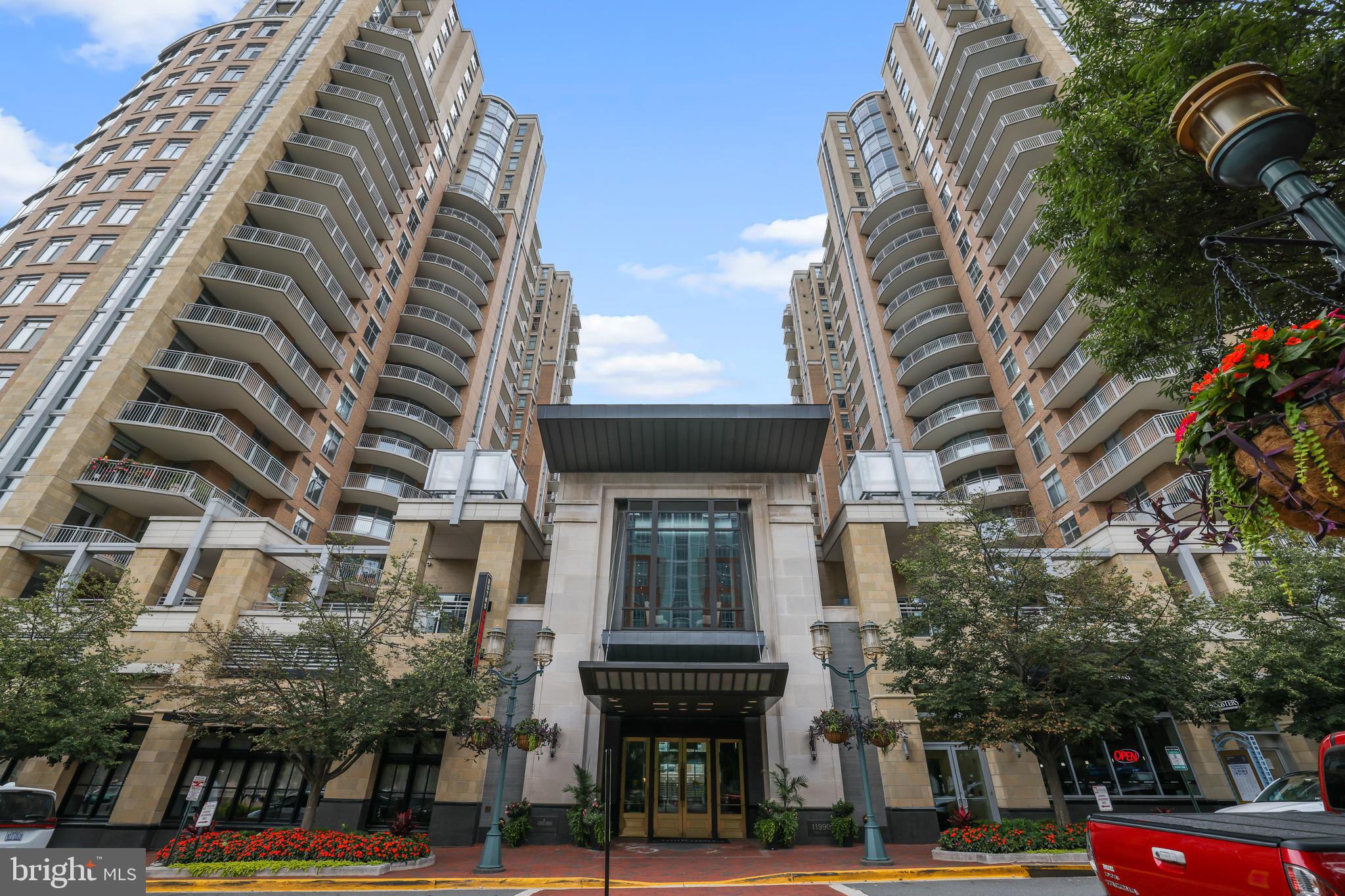 11990 Market STREET Unit: 906