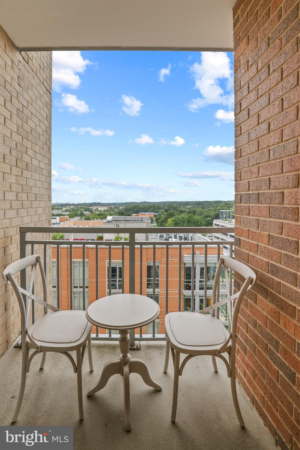 11990 Market STREET Unit: 906