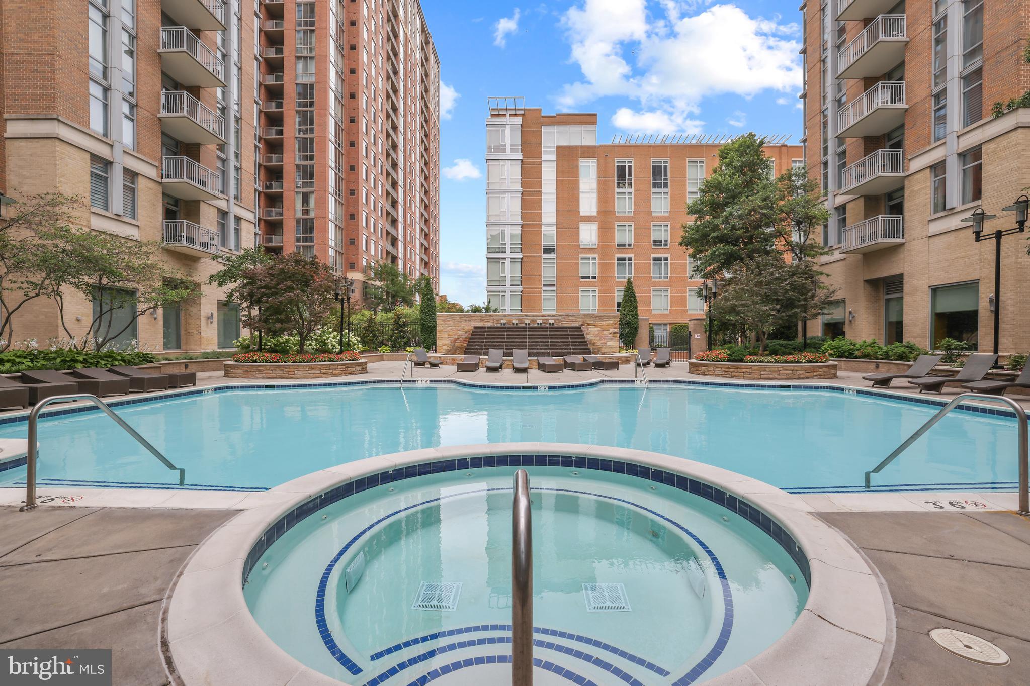 11990 Market STREET Unit: 906