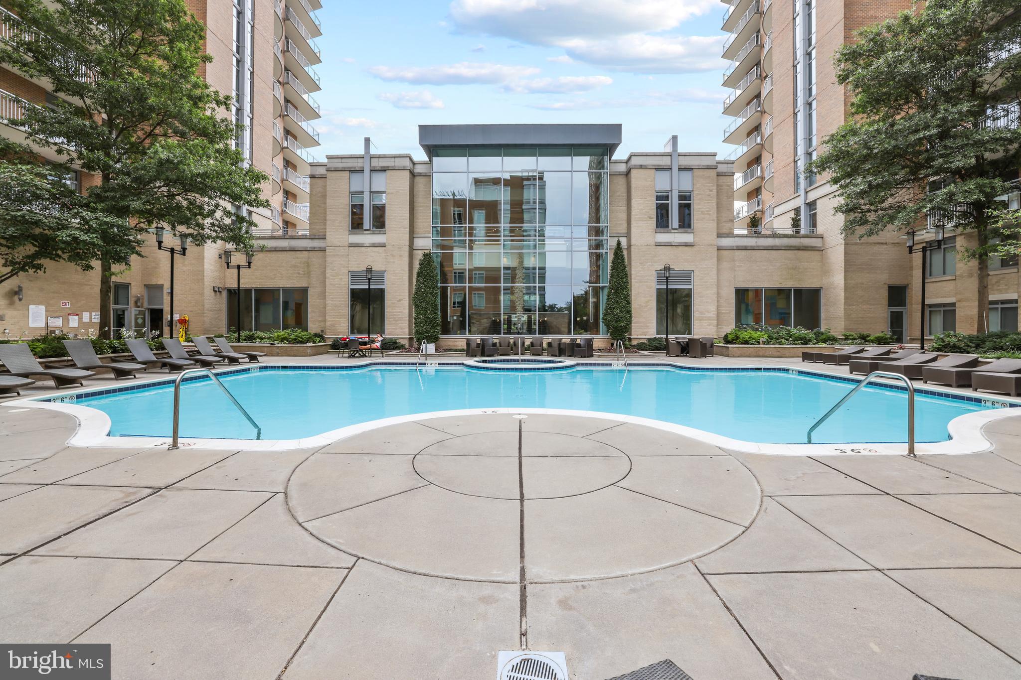 11990 Market STREET Unit: 906