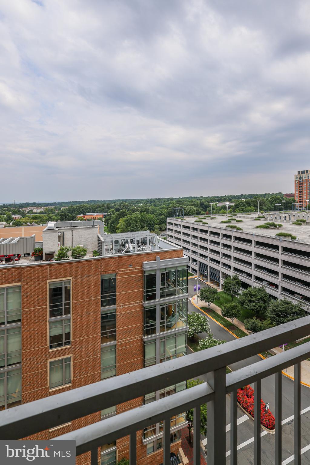 11990 Market STREET Unit: 906