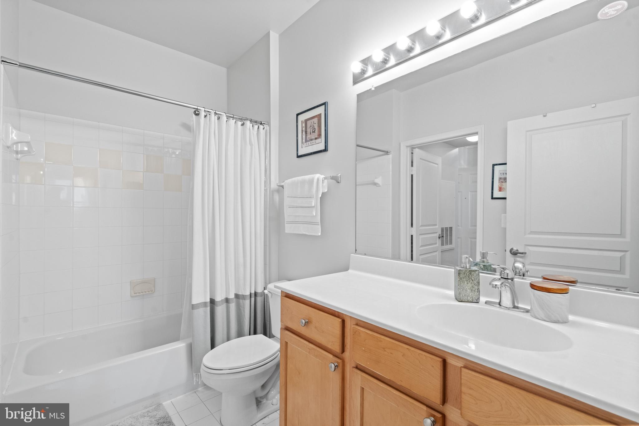 12000 Market STREET Unit: 380