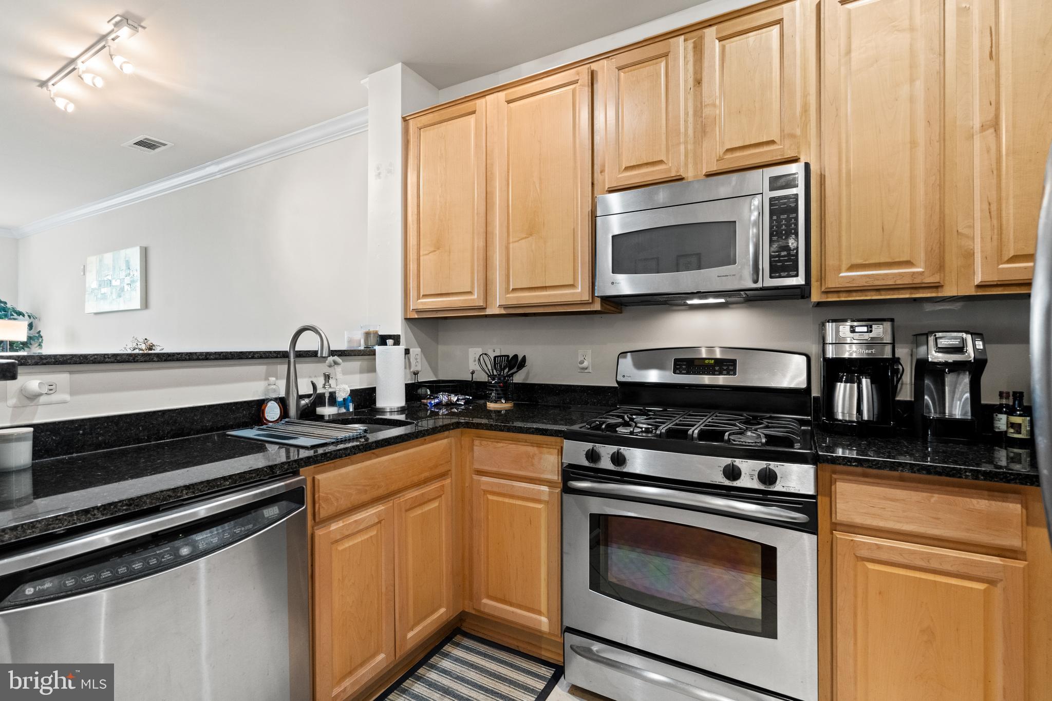 12000 Market STREET Unit: 380