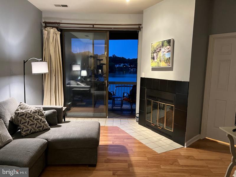 11166 Harbor COURT Unit: 1166