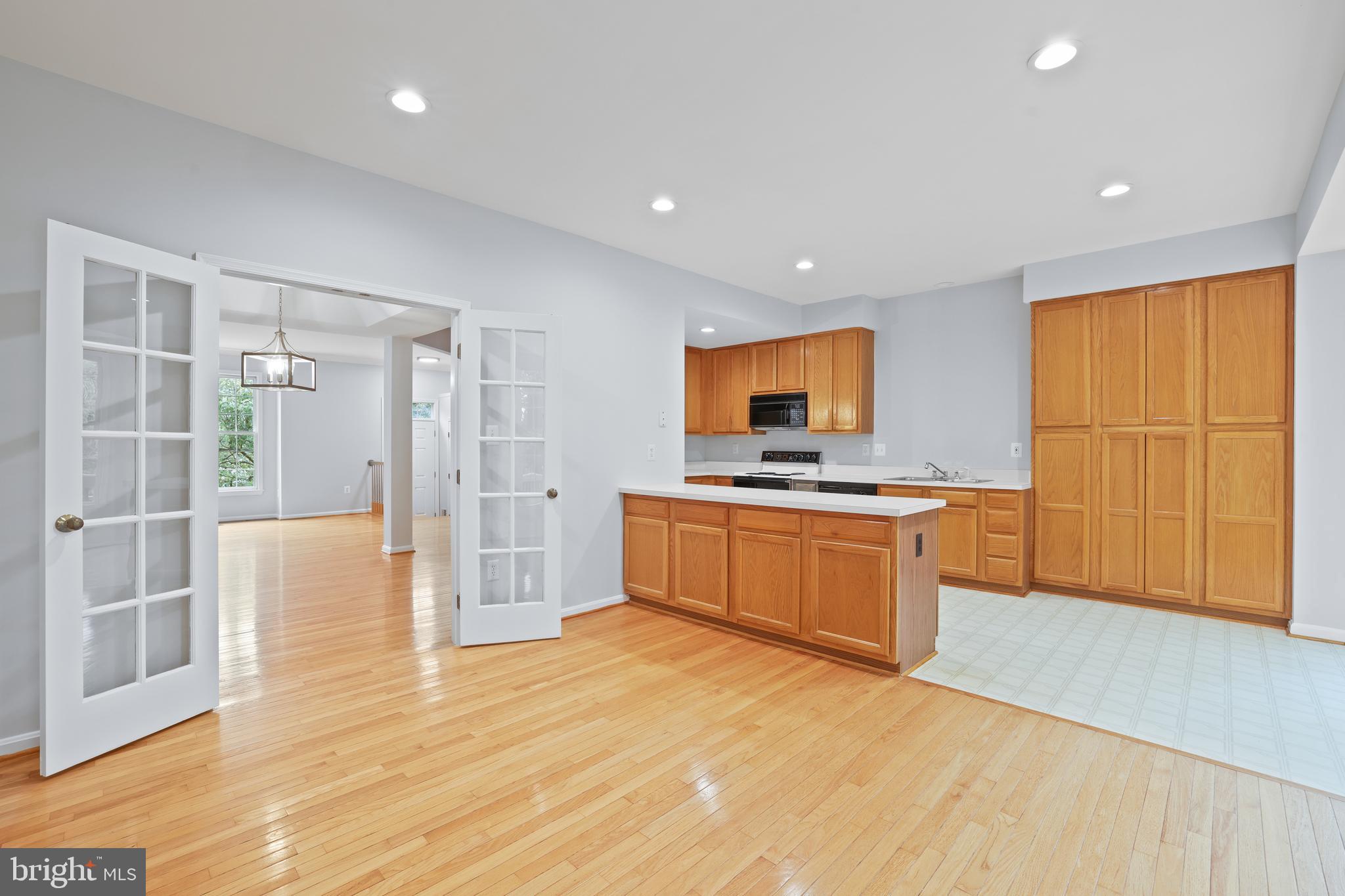 3111 Sutherland Hill COURT