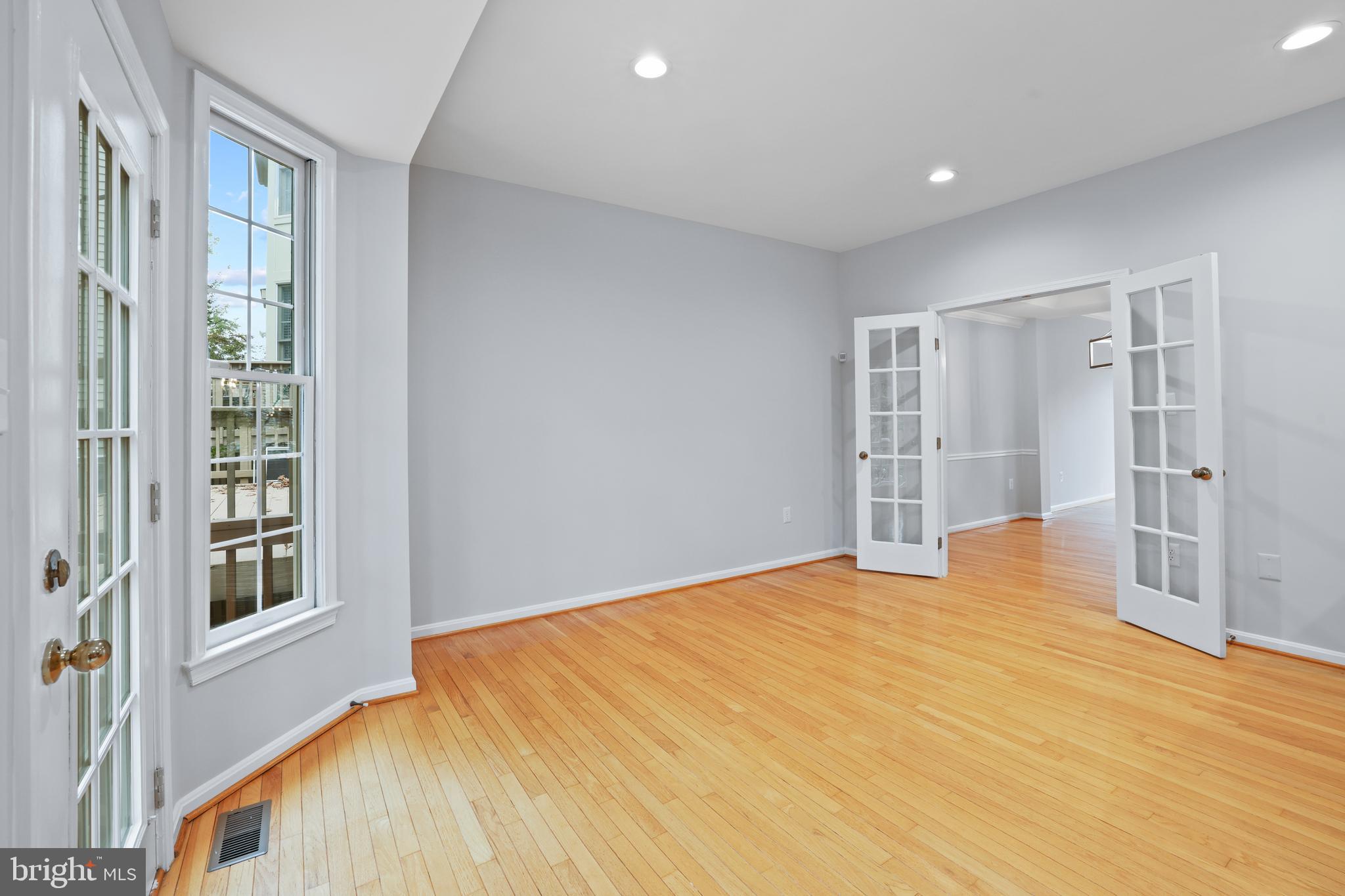 3111 Sutherland Hill COURT